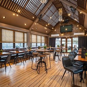 Siberia Bar & Hotel